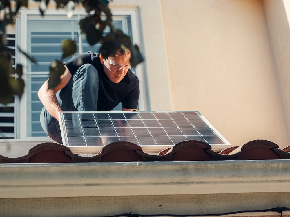 Navigating Solar Company Closures When Choosing an Installer - post